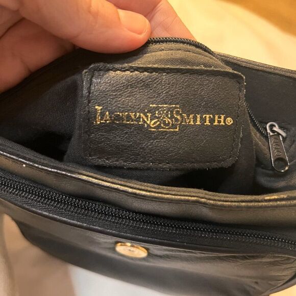 Jaclyn Smith Faux Leather Black Messenger Bag - Picture 2 of 6